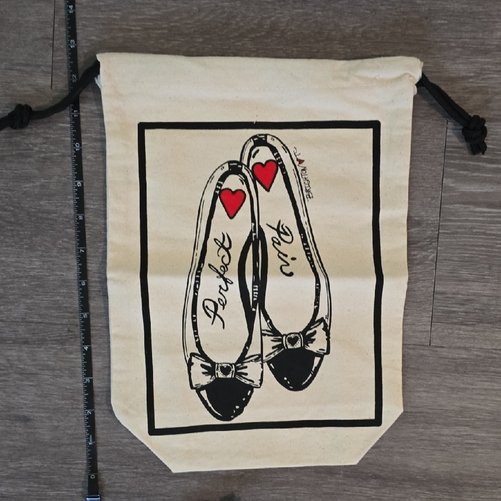 Brighton Canvas Drawstring Bags with Red Heart & Shoe Prints - Picture 4 of 5